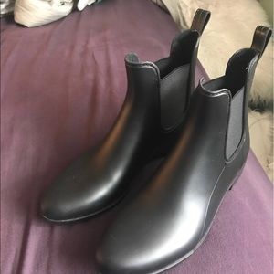 Chelsea Rainboots